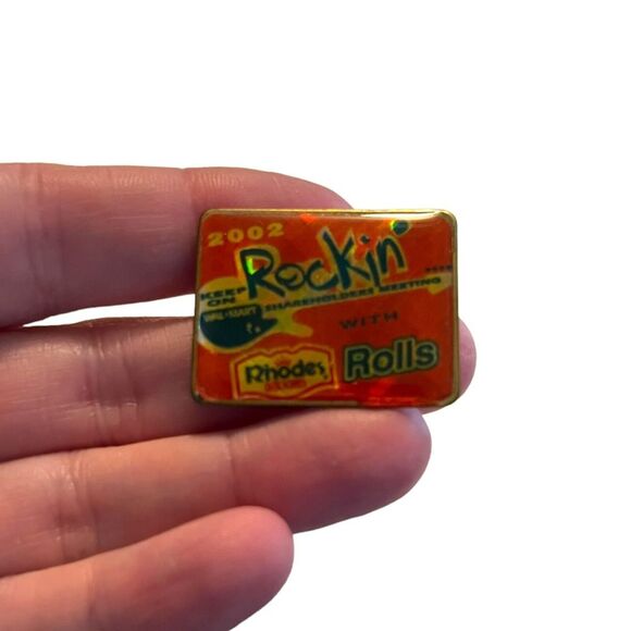 Walmart Lapel Pin -‎ Shareholders Rockin with Rhodes Rolls Enamel 2002 - Picture 2 of 3